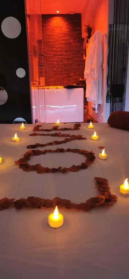 Privatif Room, Le Hammam Et Bulles, Chez Nuits Chartraines * Chartres